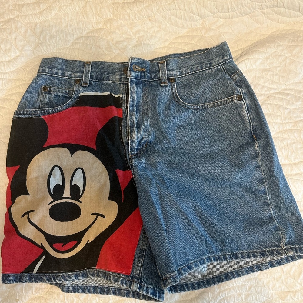Vintage Liz Claiborne Disney High Waisted Denim Shorts | Size 8